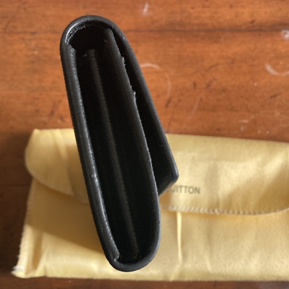 Louis Vuitton Damier Graphite Wallet *Like New* - Picture 3 of 7